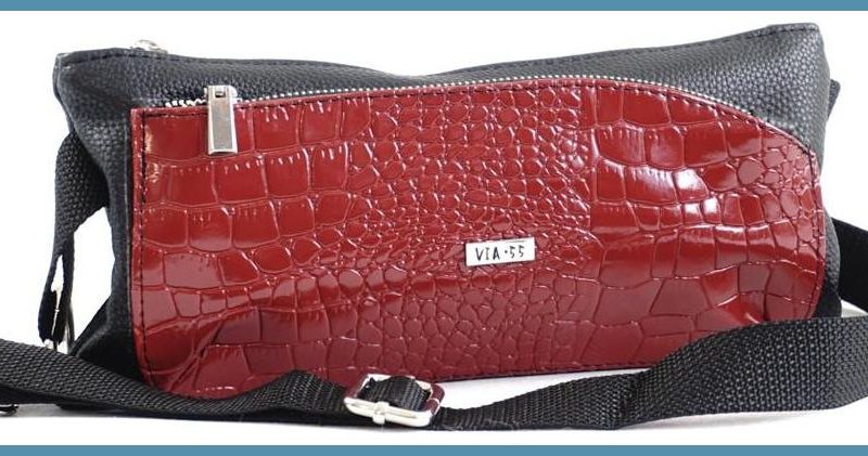 VIA55 női keresztpántos táska széles fazonban, rostbőr, vörös noivalltaska-hu b