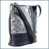 VIA55 női keresztpántos táska elöl díszzsebbel, rostbőr, ezüst noivalltaska-hu b