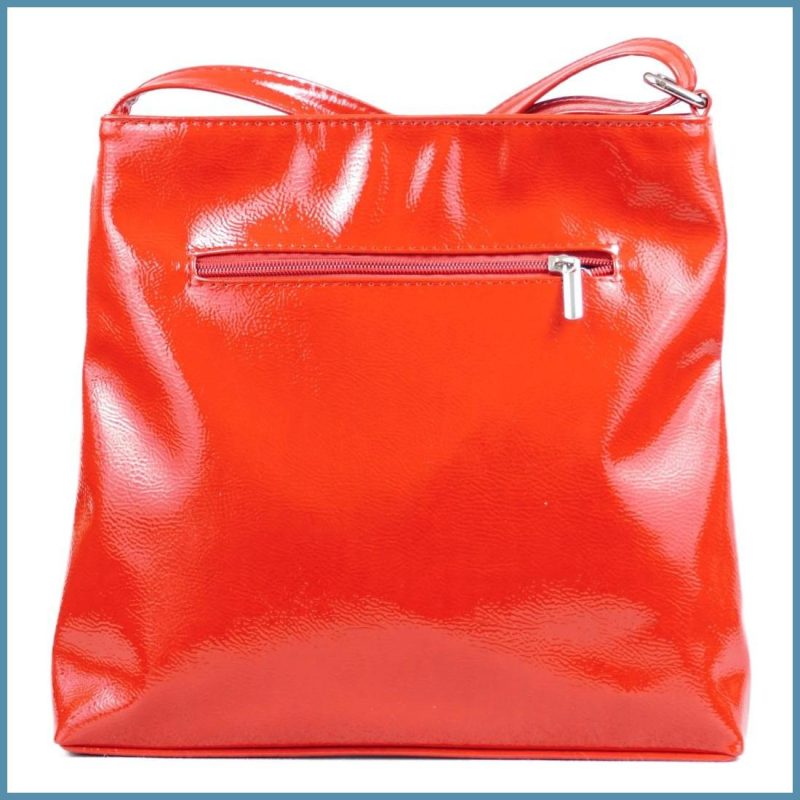 VIA55 női keresztpántos táska ferde varrással, rostbőr, piros noivalltaska-hu c