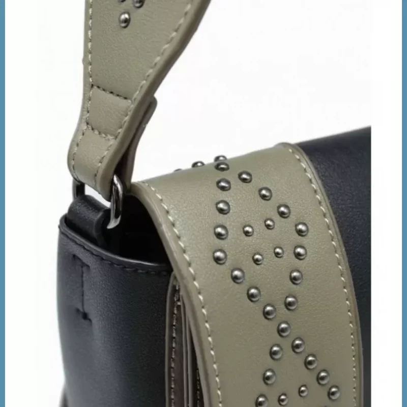 Női keresztpántos táska, geometrikus díszítéssel, műbőr, zöld/fekete noivalltaska-hu 4