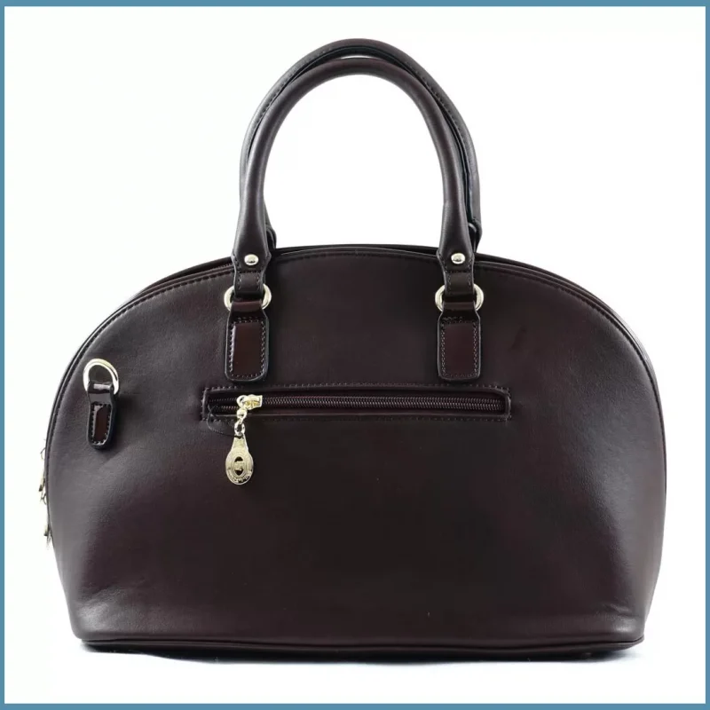 Silvia Rosa elegáns női kézitáska elején arany színű fém díszítéssel, rostbőr, barna noivalltaska-hu 3