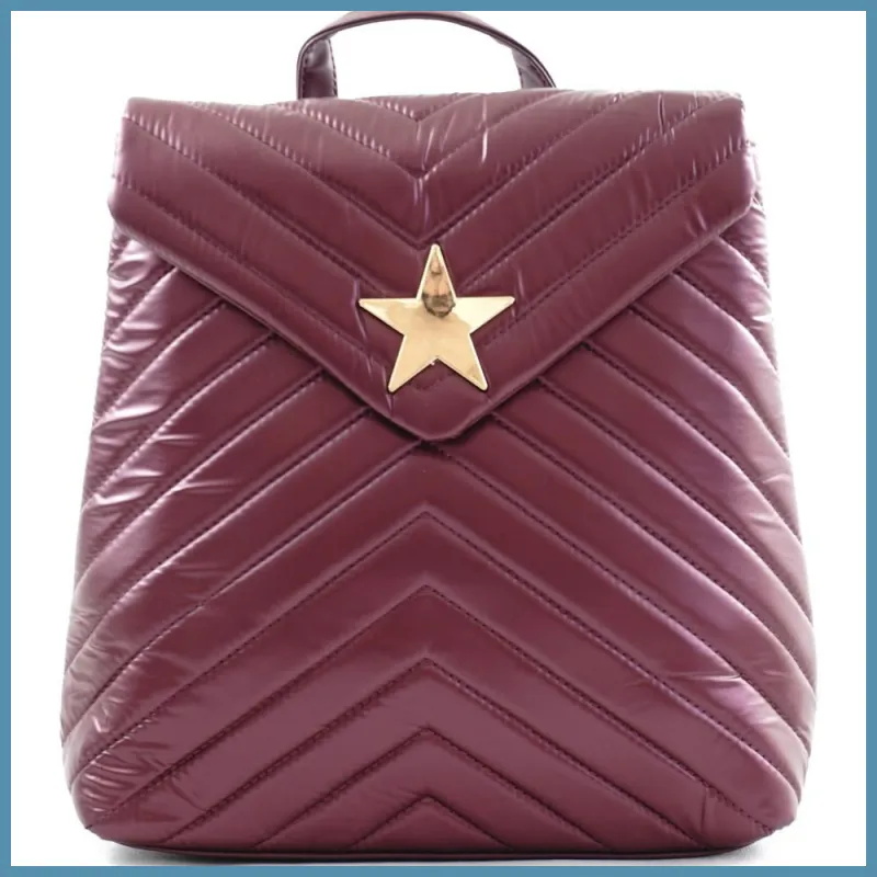 Női hátitáska csillaggal és V varrott mintával, vízhatlan, vörös noivalltaska.hu 1